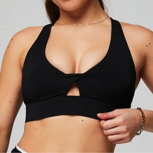 Fabletics Oasis Twist Sports Bra